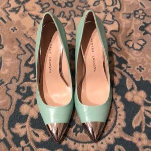 Light blue pointed heel pumps
